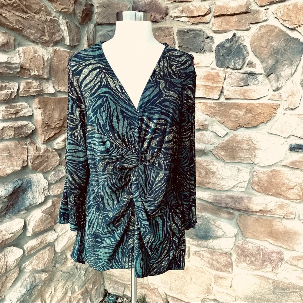 J.B.S. Ltd. Plus Size black sparkly holiday evening Top - Picture 4 of 14